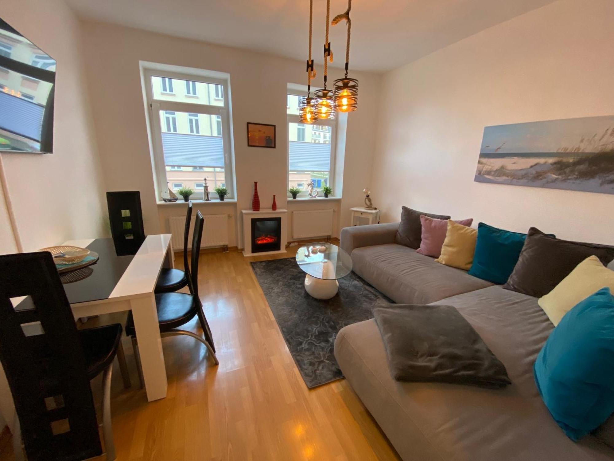 Zur Schleuse - Ferienwohnung Bis 6 Personen Mit Gem Garten Rostock Exteriér fotografie